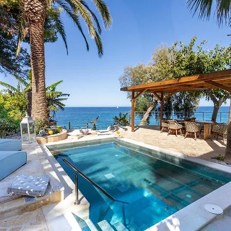 Paradisso Beach Villas Villa Amoudi
