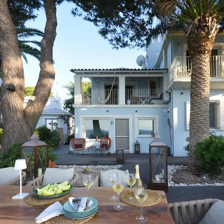Villa Paradisso Beach Villas