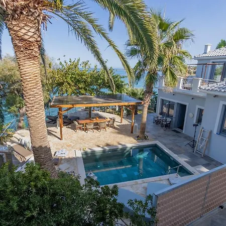 Villa Paradisso Beach Villas