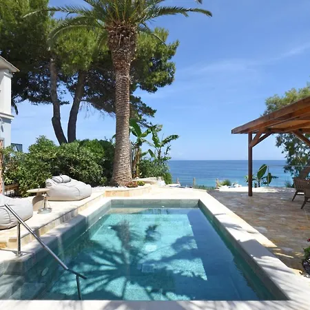 Villa Paradisso Beach Villas