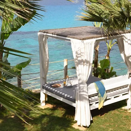 Villa Paradisso Beach Villas