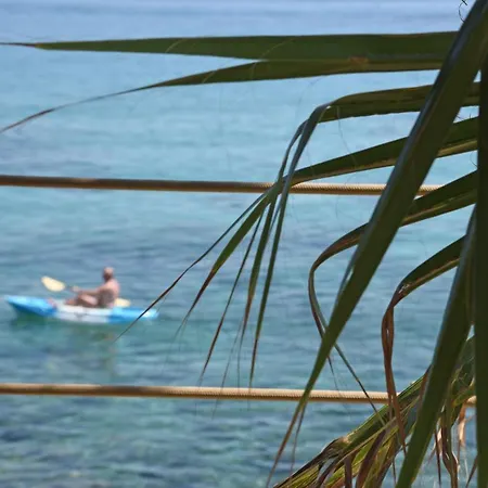 Paradisso Beach Villas
