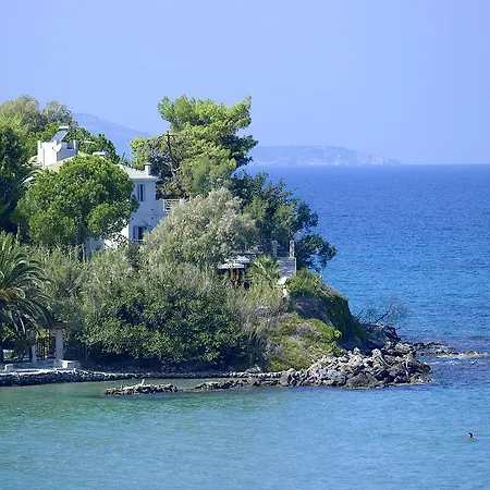Paradisso Beach Villas *