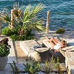 Paradisso Villa Amoudi