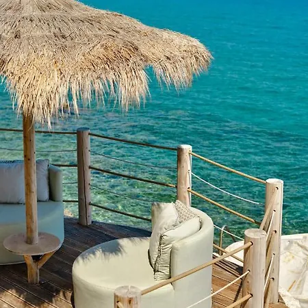 Paradisso 빌라 아모우디