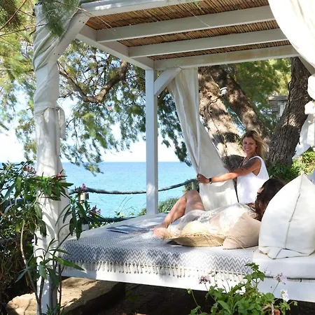 Paradisso Beach Villas * Амуди