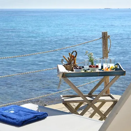 빌라 Paradisso 아모우디