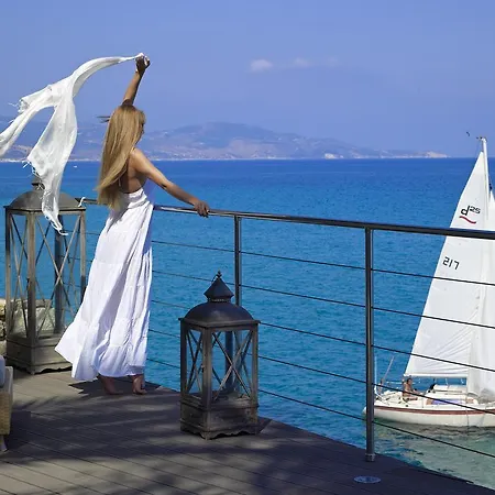 Villa Paradisso Beach Villas Amoudi