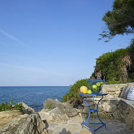Paradisso Beach Villas * Амуди
